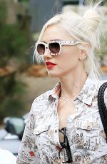 GWEN STEFANI Out and About in Silverlake 06/11/2017