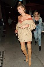 HAILEY BALDWIN Arrives at Craig