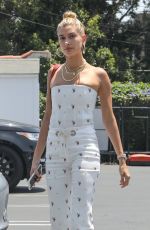 HAILEY BALDWIN Out for Lunch in Los Angeles 06/22/2017