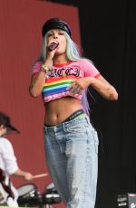 HALSEY Performs at Glastonbury Festival 2017 06/23/2017