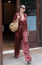 HEIDI KLUM Leaves Greenwich Hotel in New York 06/23/2017