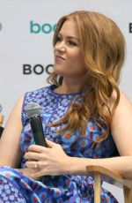 ISLA FISHER at Do I Amuse You Panel at Bookexpo 2017 in New York 06/01/2017