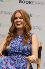 ISLA FISHER at Do I Amuse You Panel at Bookexpo 2017 in New York 06/01/2017