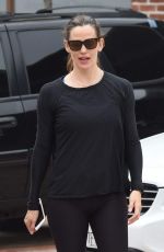 JENNIFER GARNER Leaves a Gym in Brentwood 06/03/2017