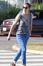 JENNIFER GARNER Out and About in Brentwood 06/09/2017