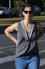 JENNIFER GARNER Out and About in Brentwood 06/09/2017