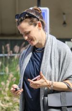 JENNIFER GARNER Out in West Hollywood 06/02/2017