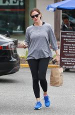 JENNIFER GARNER Out Shopping in Brentwood 06/10/2017