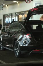 JENNIFER LAWRENCE Picking up a Friend at LAX Airport 06/26/2017