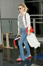 KATE HUDSON Arrives at JFK Airport in New York 06/20/2017