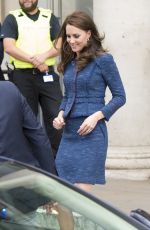 KATE MIDDLETON Leaves Kings College Hospital in London 06/12/2017