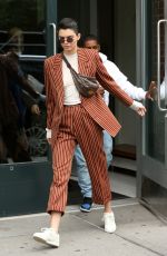 KENDALL JENNER Leaves Kanye West