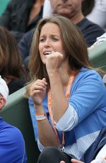 KIM SEARS Watching Her Husband Andy Murray at Roland Garros in Paris 06/03/2017
