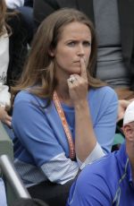 KIM SEARS Watching Her Husband Andy Murray at Roland Garros in Paris 06/03/2017
