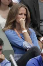 KIM SEARS Watching Her Husband Andy Murray at Roland Garros in Paris 06/03/2017