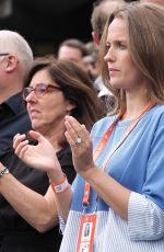 KIM SEARS Watching Her Husband Andy Murray at Roland Garros in Paris 06/03/2017
