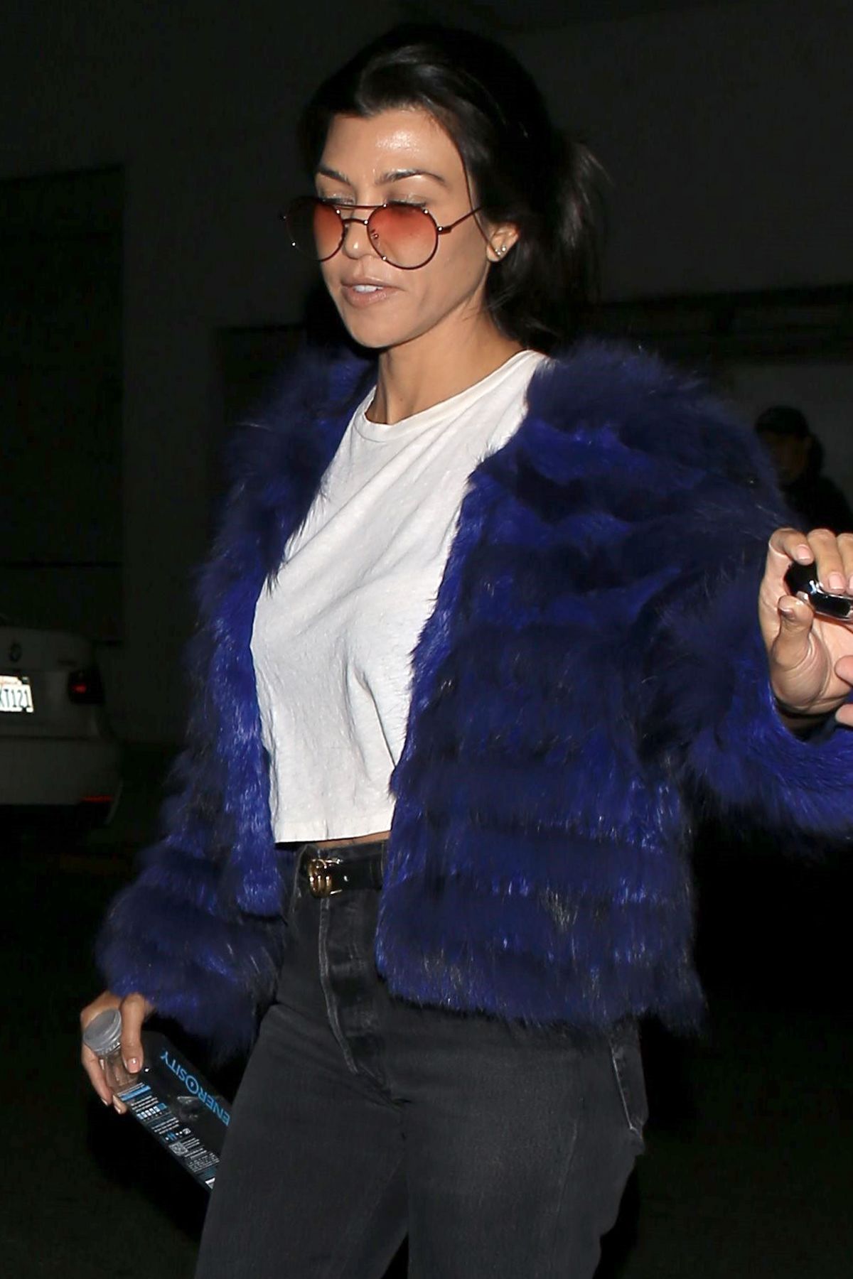 KOURTNEY KARDASHIAN Leaves a Church in Los Angeles 05/31/2017 KOURTNEY KARDASHIAN Leaves a Church in Los Angeles 05/31/2017