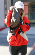 KOURTNEY KARDASHIAN Leaves Mason