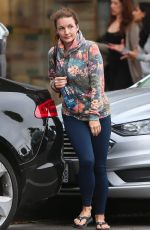 KRISTIN DAVIS Leaves Yoga Class in Santa Monica 06/10/2017