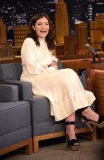 LORDE at Tonight Show Starring Jimmy Fallon 06/15/2017