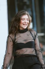 LORDE Performs at Governors Ball Music Festival in New York 06/02/2017