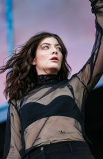 LORDE Performs at Governors Ball Music Festival in New York 06/02/2017
