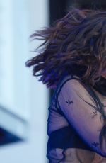 LORDE Performs at Governors Ball Music Festival in New York 06/02/2017