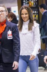 PIPPA MIDDLETON at Darwin Airport in Australia 06/01/2017