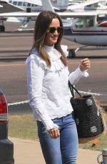 PIPPA MIDLETON and James Matthews Fly In and Out of Darwin in Australia 06/01/2017