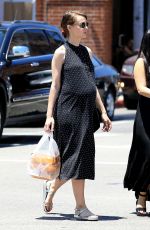 Pregnant CAREY MULLIGAN Out and About in Beverly Hills 06/19/2017