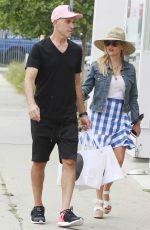 REESE WITHERSPOON Out Shopping in Santa Monica 06/03/2017