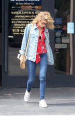 SARAH HYLAND Leaves Optometrist Office in Los Angeles 05/31/2017