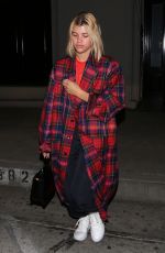 SOFIA RICHIE Leaves Craig