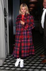 SOFIA RICHIE Leaves Craig