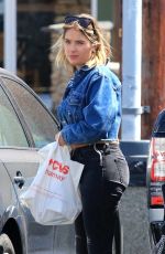 ASHLEY BENSON Heading to a Nail Salon in Studio City 07/25/2017
