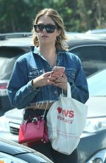 ASHLEY BENSON Heading to a Nail Salon in Studio City 07/25/2017