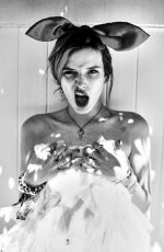 BELLA THORNE by Damon Baker, 2017