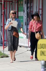CAMERON DIAZ and DREW BARRYMORE Shopping at Melrose Place 07/15/2017