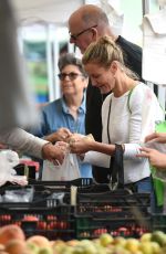 CAMERON DIAZ Shopping at Farmer