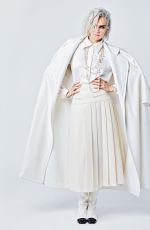 CARA DELEVINGNE for Chanel Fall/Winter 2017/18 Collection