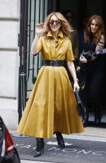 CELINE DION Leaves Her Hotel in Paris 07/03/2017
