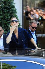 CELINE DION Leaves Her Hotel in Paris 07/04/2017