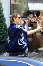 CELINE DION Leaves Her Hotel in Paris 07/04/2017