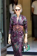 CELINE DION Leaves Her Hotel in Paris 07/05/2017