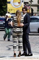 ELIZABETH OLSEN Looking for a Cab in Paris 07/03/2017