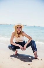 ELLA FANNING in Magame Figaro, June 2017