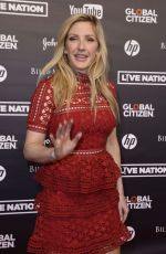 ELLIE GOULDING at Global Citizen Festival in Hamburg 07/06/2017