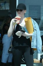 EMMA STONE Heading to Yoga Class in Los Angeles 06/30/2017