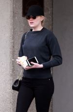 EMMA STONE Leaves a Doctor