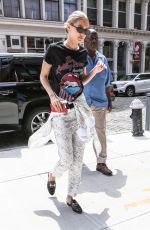 GIGI HADID Arrives at Her Apartment in New York 07/17/2017